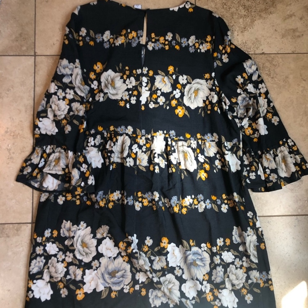 Old Navy Gray Floral Bell Sleeve Rayon Dress XL